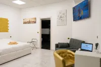 Royal Central Room