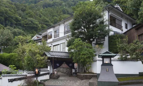 Beppu Showaen