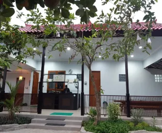 Hotel Butik Cafe & Resto Pesona Osing