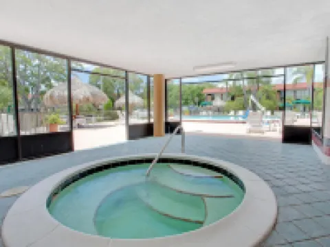 デイズ イン バイ ウィンダム クリアウォーター / ガルフ トゥ ベイ クリアウォーターのホテル