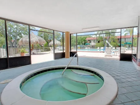 Days Inn by Wyndham Clearwater/Gulf to Bay