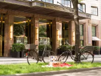 Hilton Vienna Plaza Hotels near Rathausplatz