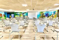 Campanile Val de France Hotels in Маньї-ле-Онгр