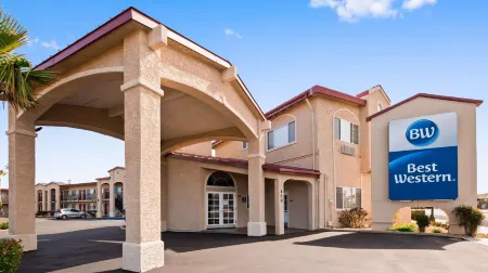 Best Western China Lake Inn