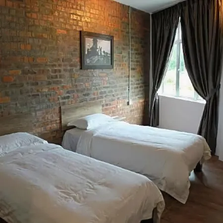 Hotel Nelayan Отели рядом с достопримечательностью «Foo Lin Kong Temple»