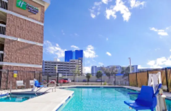 Holiday Inn Express & Suites PHOENIX-TEMPE by IHG