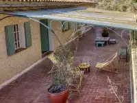 Le Mas de la Poterie