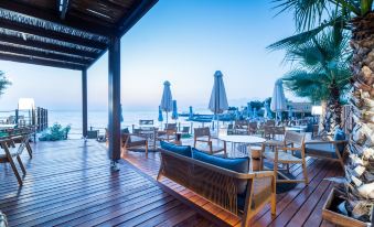 Akasha Beach Hotel & Spa