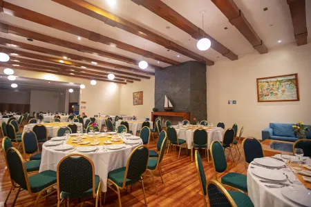 Gran Hotel Vicente Costanera Отели рядом с достопримечательностью «Mirador chiloé»