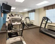 Comfort Suites - Gym