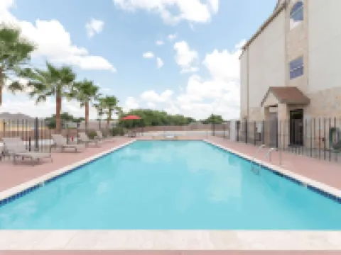 マイクロテル イン アンド スイーツ イーグル パス イーグル・パスのホテル