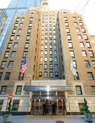San Carlos Hotel New York - Bares