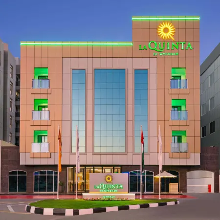 La Quinta by Wyndham Dubai Jumeirah Отели рядом с достопримечательностью «Дубайский международный финансовый центр»