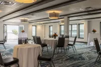 Hotel Canandaigua, Tapestry Collection by Hilton - 4-Star