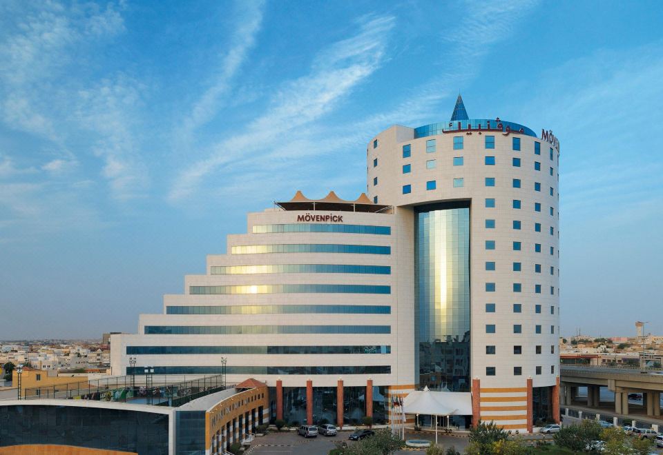 Movenpick Hotel QassimOver view