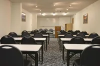 Days Inn by Wyndham Fresno South