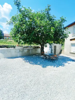 Gîte du Moulin Brochat 3 with Jacuzzi Area