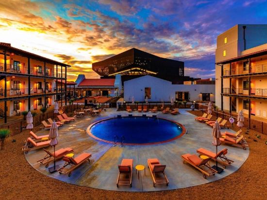 10 Best Hotels near King Spa & Waterpark, Dallas 2023
