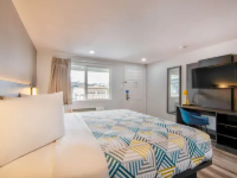 Americas Best Value Inn & Suites Eureka Hotels in Eureka