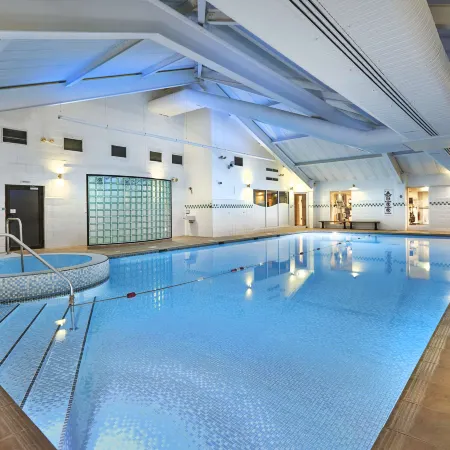 DoubleTree by Hilton Bristol North