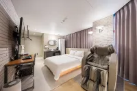 Gimpo Gray Hotel