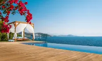Pine Bay Holiday Resort - Private Pools