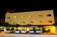 Hotel Palmanova - Bãi đậu xe
