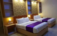 Three B Villa & Resto Banyuwangi Hotel in zona Watudodol