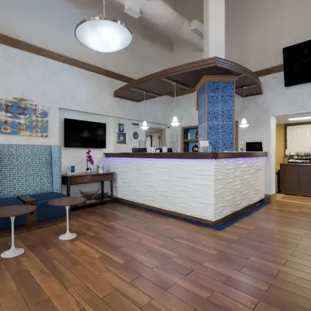 Comfort Inn Coliseum & Convention Center