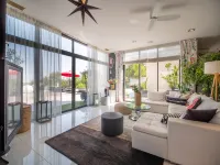 A Prestigious Villa with 2 Swimming Pools and 1 Spa in the South of France Hotels in Saint-Gely-du-Fesc