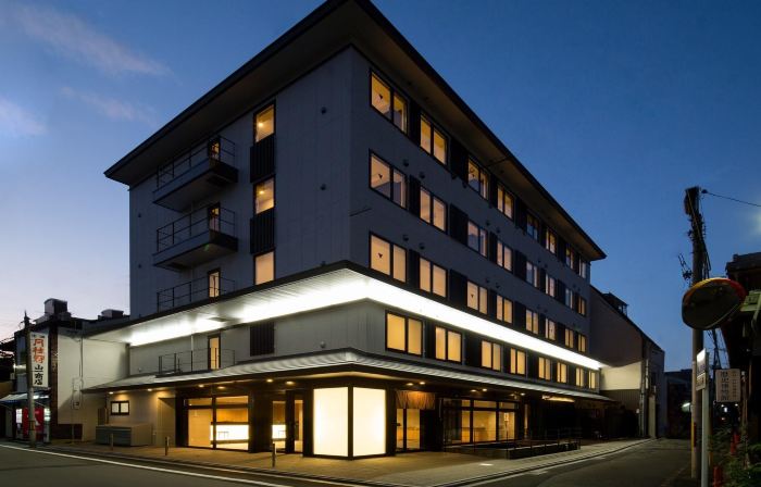 Hotel Glad One Kyoto Shichijo by M's