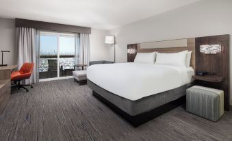 Holiday Inn Express & Suites Ventura Harbor