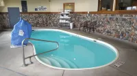 Microtel Inn & Suites by Wyndham Bozeman - Pool