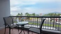 Alivio Hotel Cairns - Mountain view
