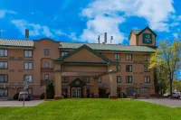 Quality Inn Near Princeton Hotels in Lawrence Township