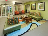 La Quinta Inn & Suites by Wyndham Lebanon Hotels in Lebanon