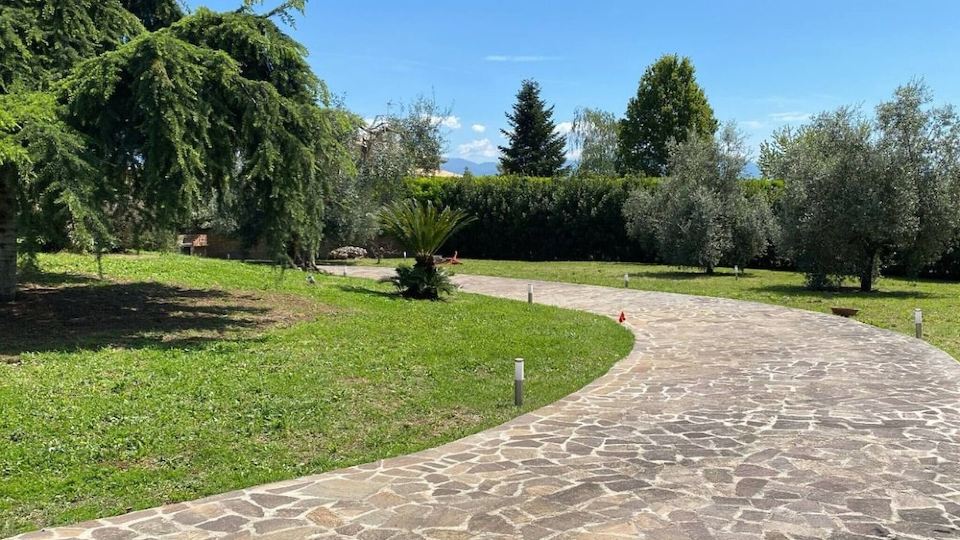 Nel Verde, A Mezzora Dal Centro