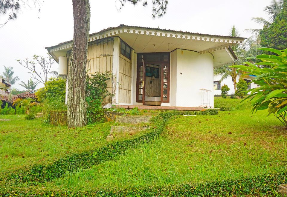 Villa DBusso Apedia, 3 BR, SP, Billiard, Karaoke