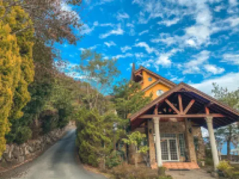 Euro Country Villa - Romantic