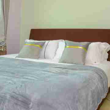 Entebbe's Trendy 3 Bedroom Suite Rooms