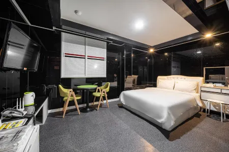 Gwangju Namjongmyeon Renaissance Отели в г. Кванджу