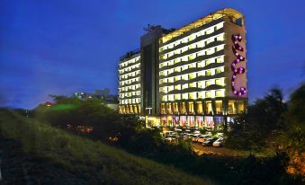 Fortune Select SG Highway, Ahmedabad - Member ITC Hotels' Group