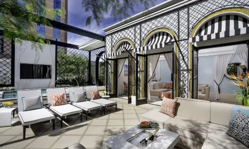 The Venetian Prestige Club Lounge – Daily Breakfast Included with Private Check-in