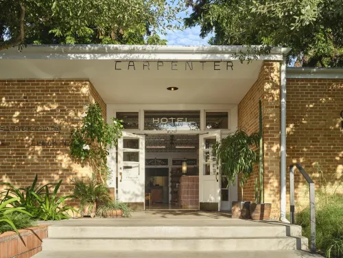 Carpenter Hotel Hotels in West Lake Hills