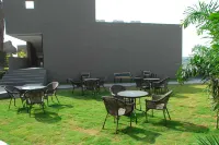 Honeyberg Resort Hotels in Shamirpet