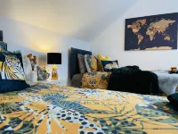 Luxury Coach House Sleeps 12 Five Bedrooms Hotels near Ewenny River