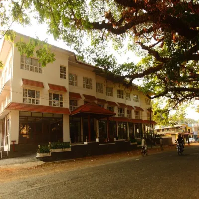 No. 18 Hotel