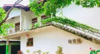 Rich Resort & Restaurant Hotels in Mihintale