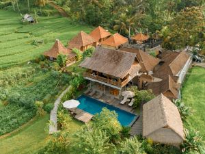 Kubu Sakian Villa And Restaurant