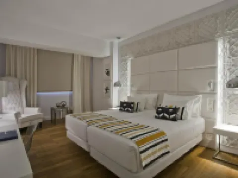 Hotel Tres Reyes Pamplona Hotels near Pamplona railway station